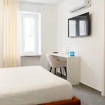 Guest house Flamingo 3*