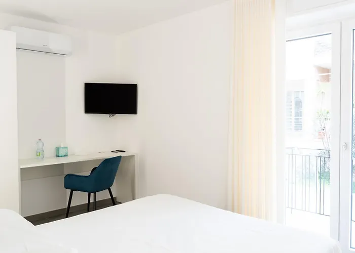 Flamingo Матера