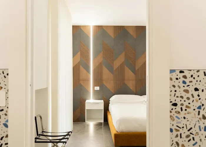 Flamingo Матера