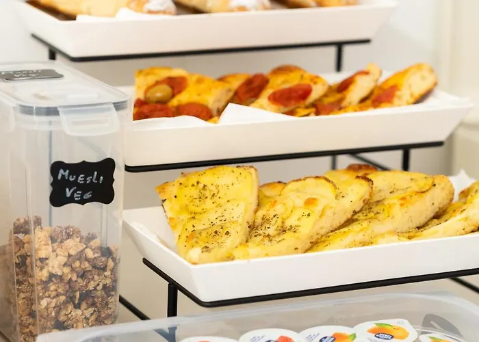 Flamingo Konukevi 3*